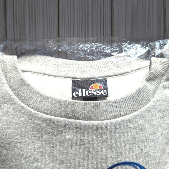 Ellesse Cropped Sweater and Shorts Co-Ord Set in Gray and Black Size 12 NWT - Picture 7 of 7